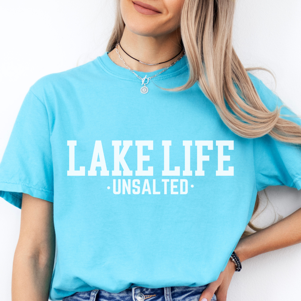 LAKE LIFE TEE - FANGIRL SWAG