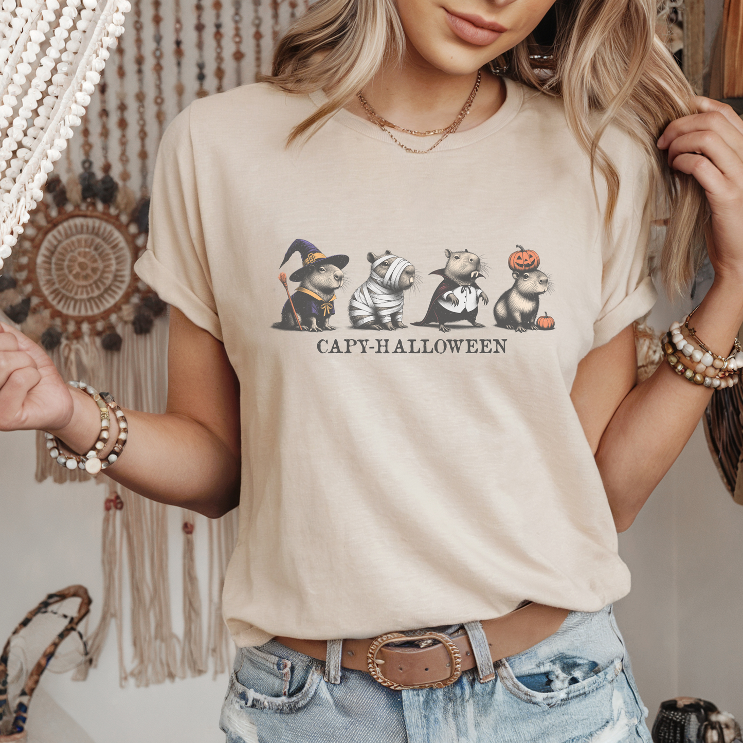 Capy-Halloween Tee - FANGIRL SWAG