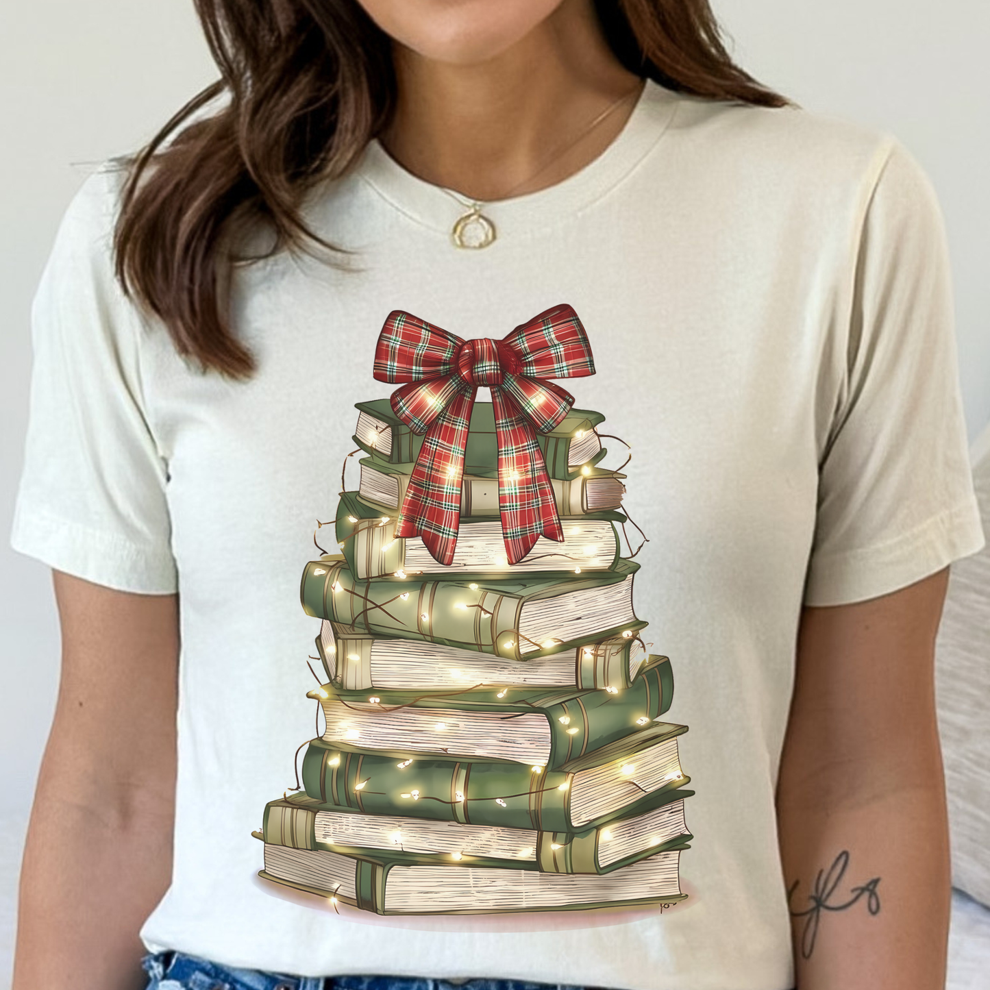 Book Stack Christmas Tee - FANGIRL SWAG