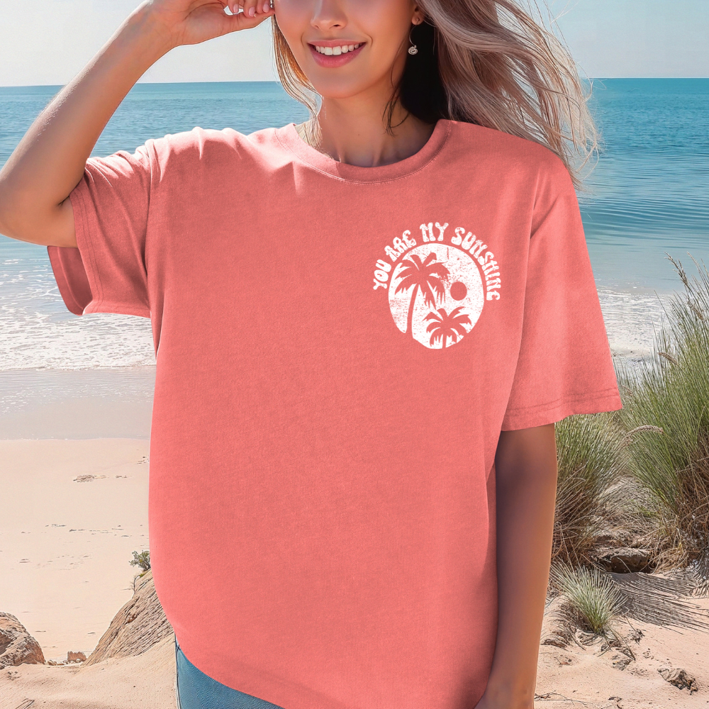 SUNSHINE TEE - FANGIRL SWAG