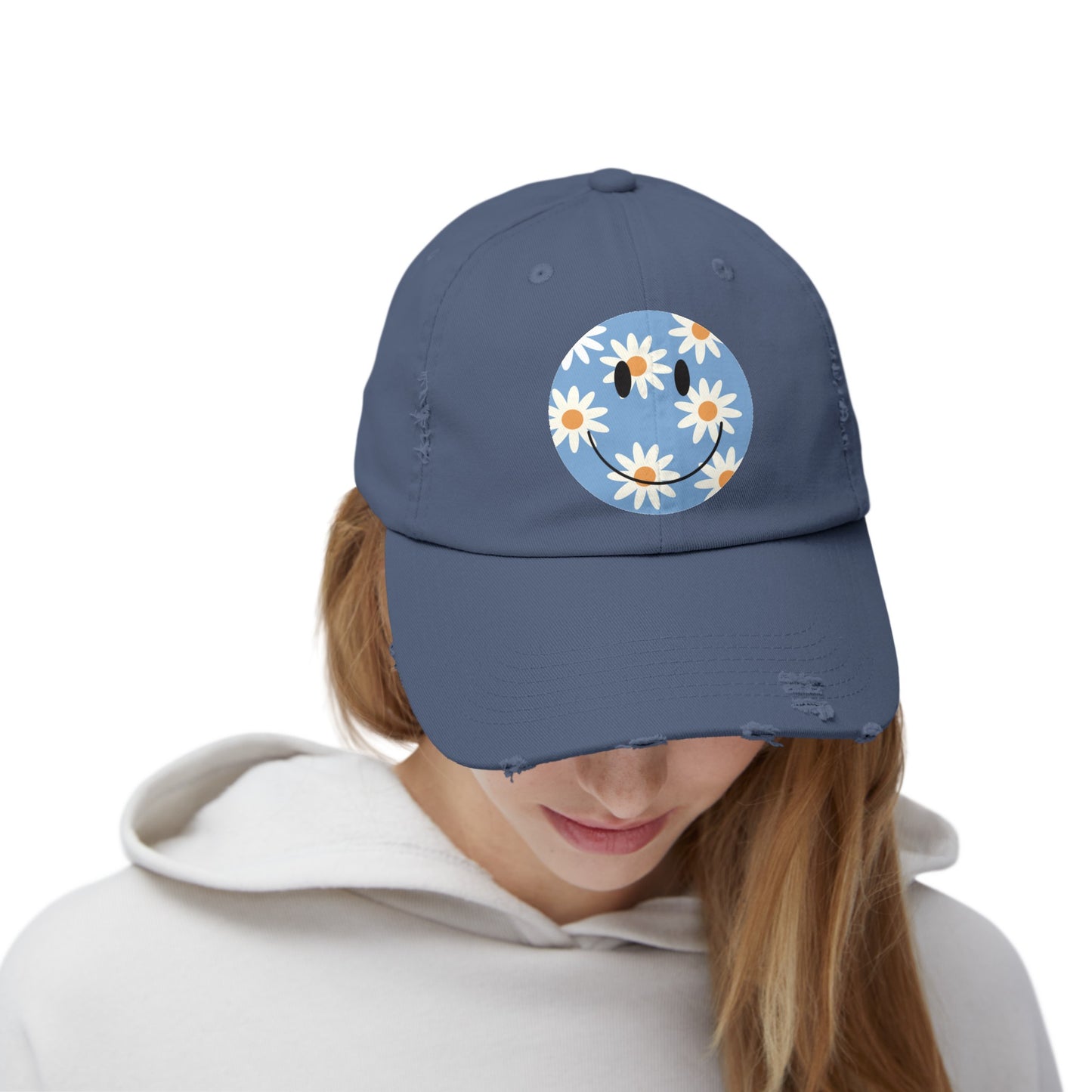 DAISY SMILES DISTRESSED CAP - FANGIRL SWAG