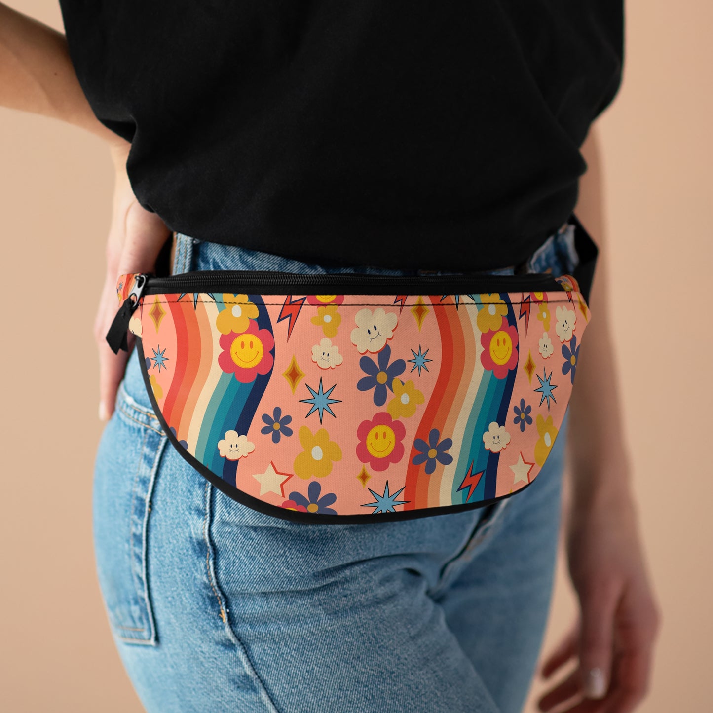 GROOVY DAISY FANNY PACK