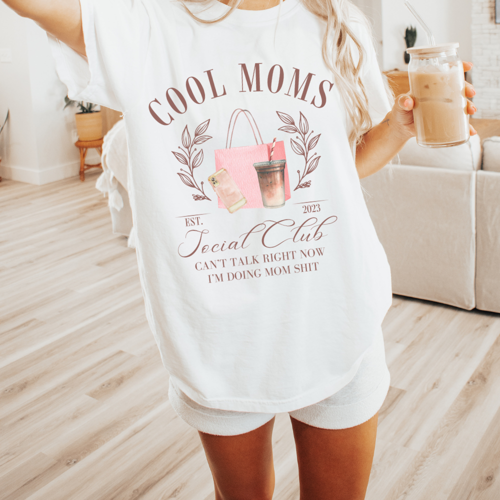 COOL MOMS SOCIAL CLUB