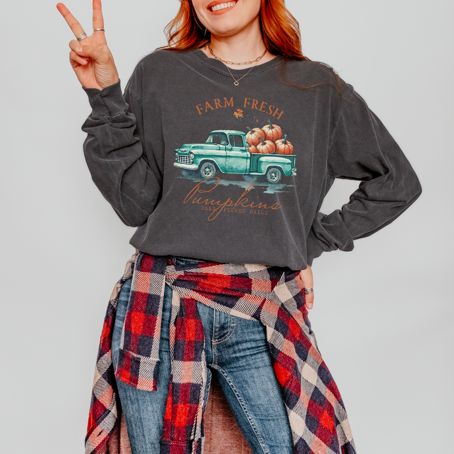 FARM FRESH PUMPKINS LONG SLEEVE TEE