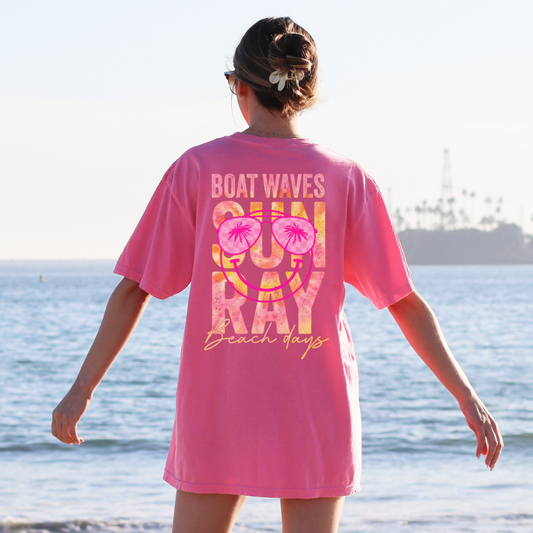 BOAT WAVES SUN RAY AND BEACH DAYS TEES